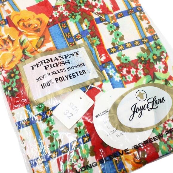 Vintage 70s Miss Holly Vibrant Print Shirt 32 Original Unopened Package -Hey Viv - Picture 2 of 6